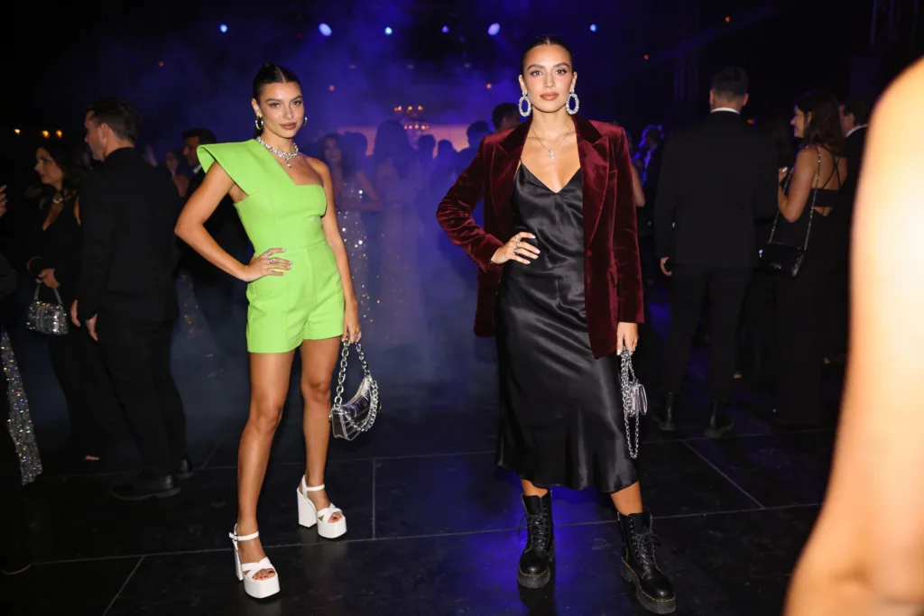 15 Listening Party Outfit: 15 Looks to Wow the Crowd